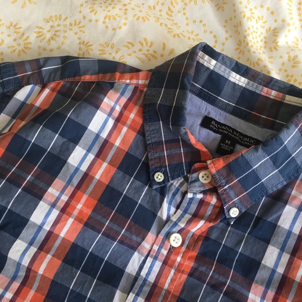 Men’s Banana republic log sleeve button down